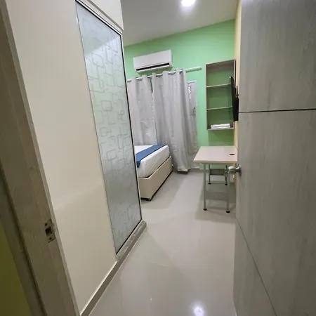 Muramar 43 Hotel *